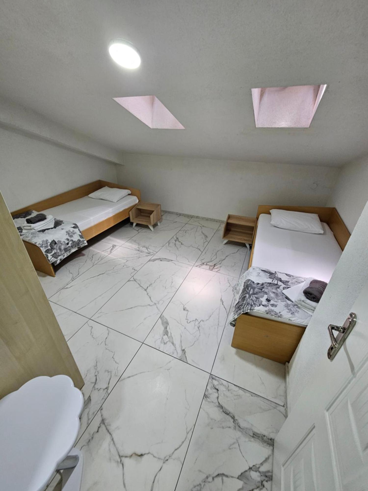 Unique Apartmens City Center 비톨라 외부 사진